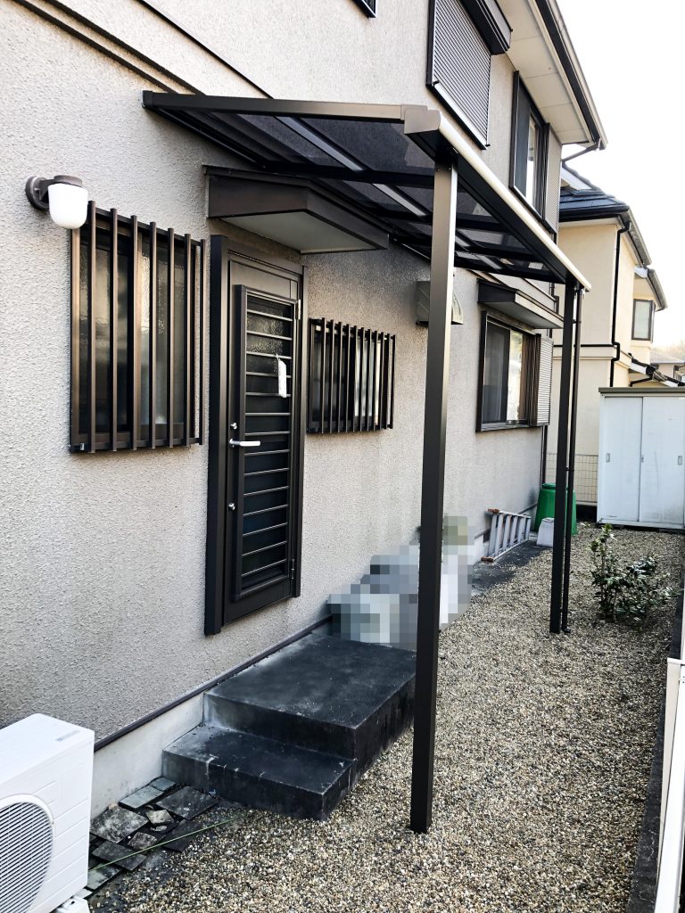 Sau khi lắp đặt mái hiên speene